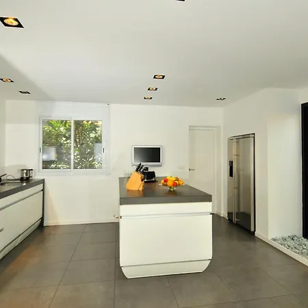 Saint-jean-de-luz Sleeps 10 Pool Wifi * Saint-Jean-de-Luz